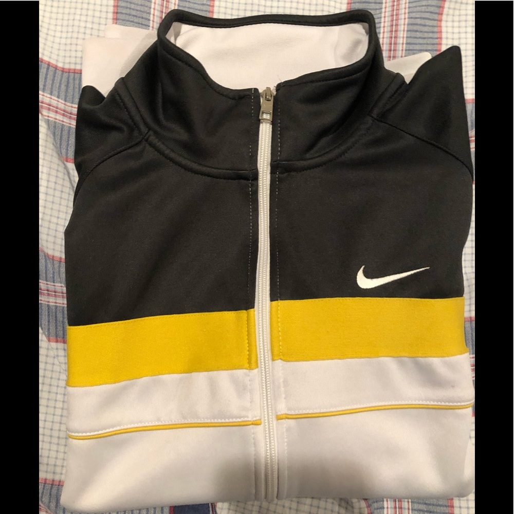 Nike Sweat Shirt
